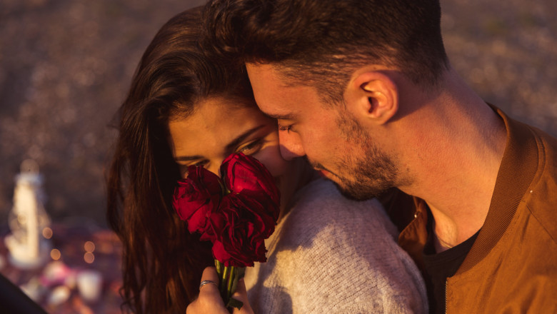 Seni Kaybetmekten Korkan Erkek Nasıl Davranır?