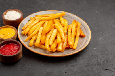 Cips Kıvamında Patates Kızartması (Dışı Çıtır, İçi Yok Gibi!)