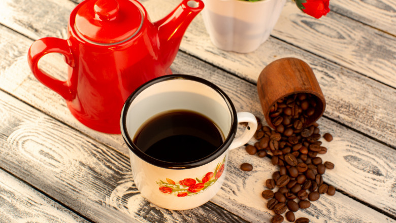 Kahve mi Çay mı Vücuda Daha Dost?