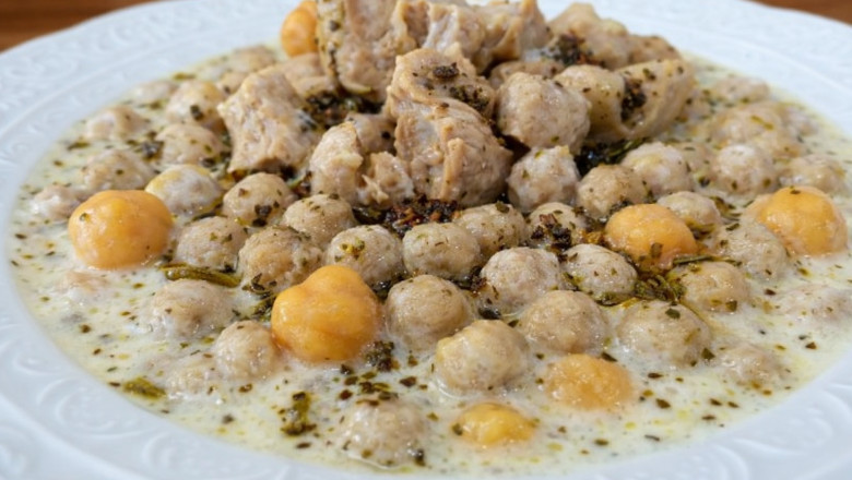 Gaziantep Mutfağının Zirvesi: Antep Yuvarlaması Tarifi (Tam Kıvamında)